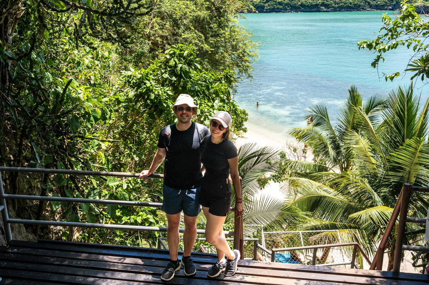 Ang Thong Nationalpark (5) Nils Alexander Kemna und Vanessa Mosch auf Recherche im Ang Thong Nationalpark in Thailand