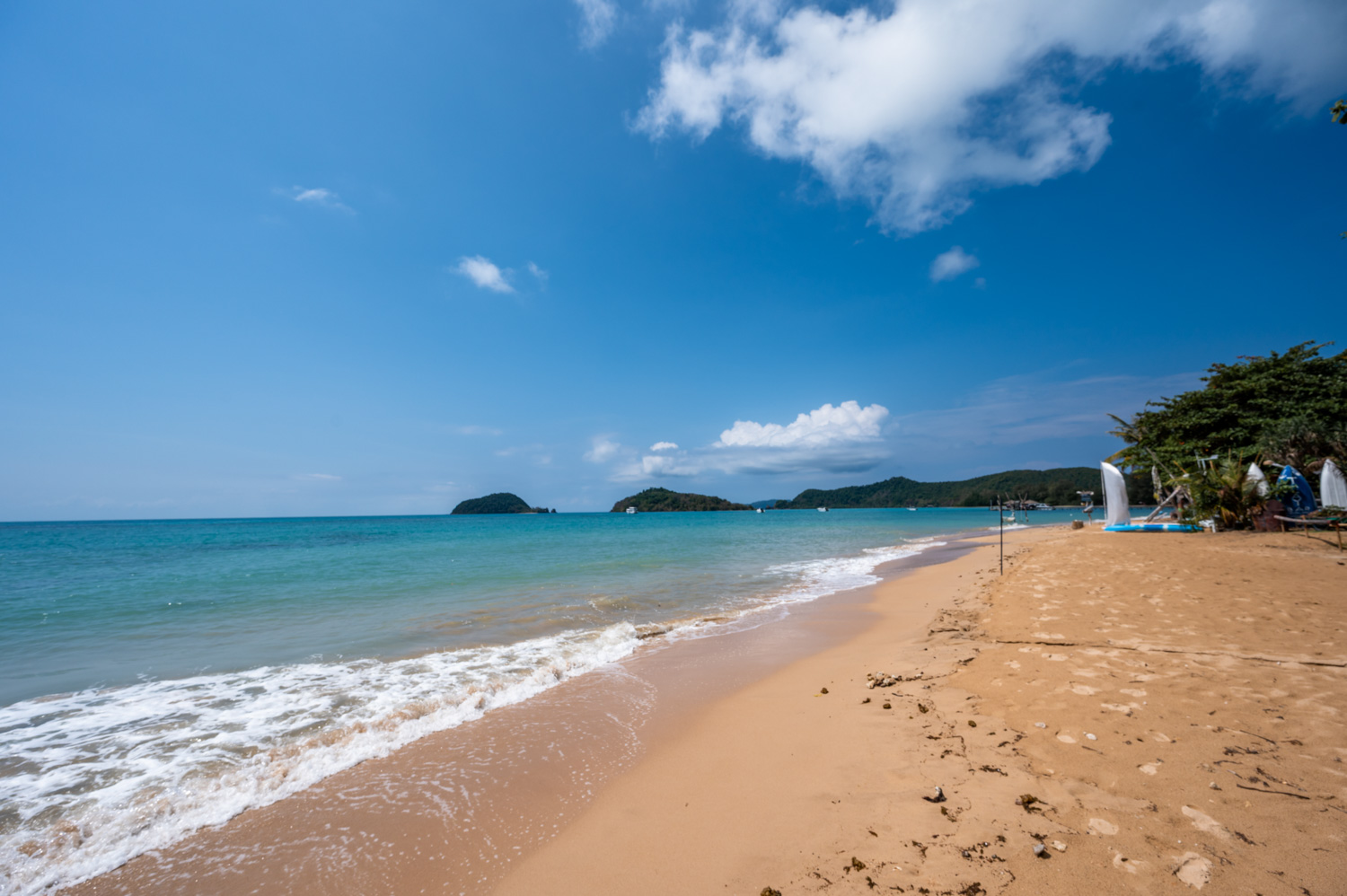 Ao Kao Beach Koh Mak Hotels (3) Hotelanlagen entlang des Ao Kao Beach auf Koh Mak