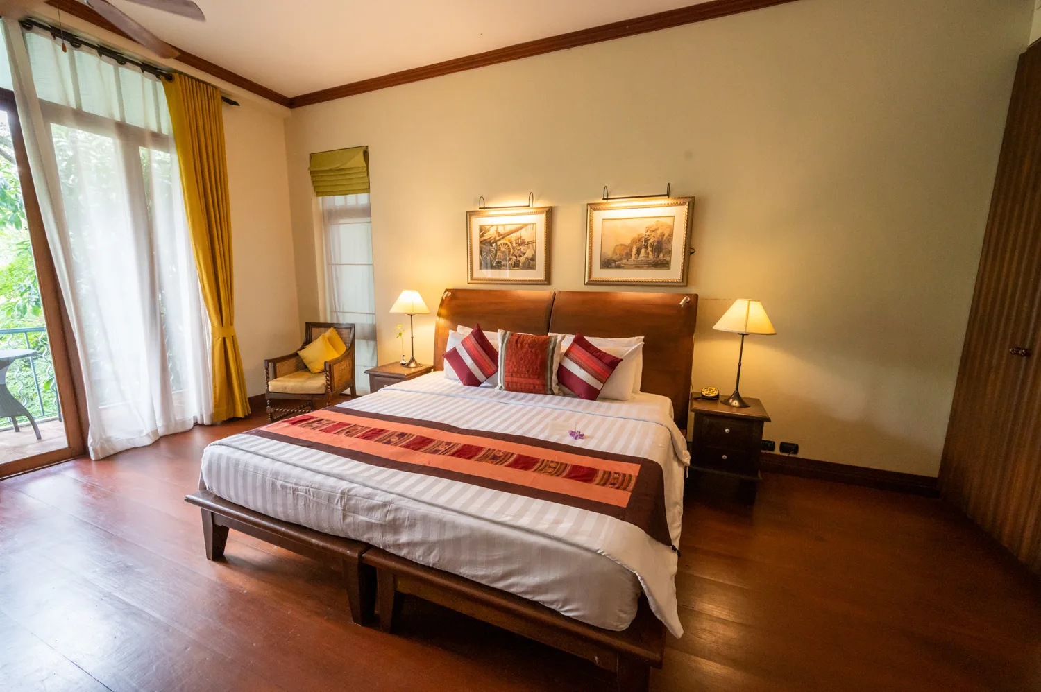 Hotel im klassischen Thai-Stil in Bangkok