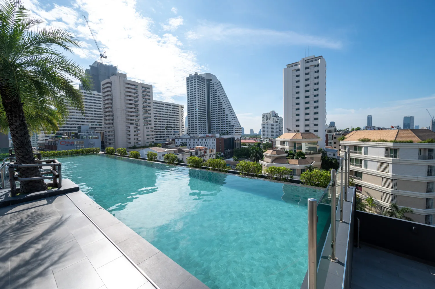 Hotel mit Infinity-Pool in Bangkok