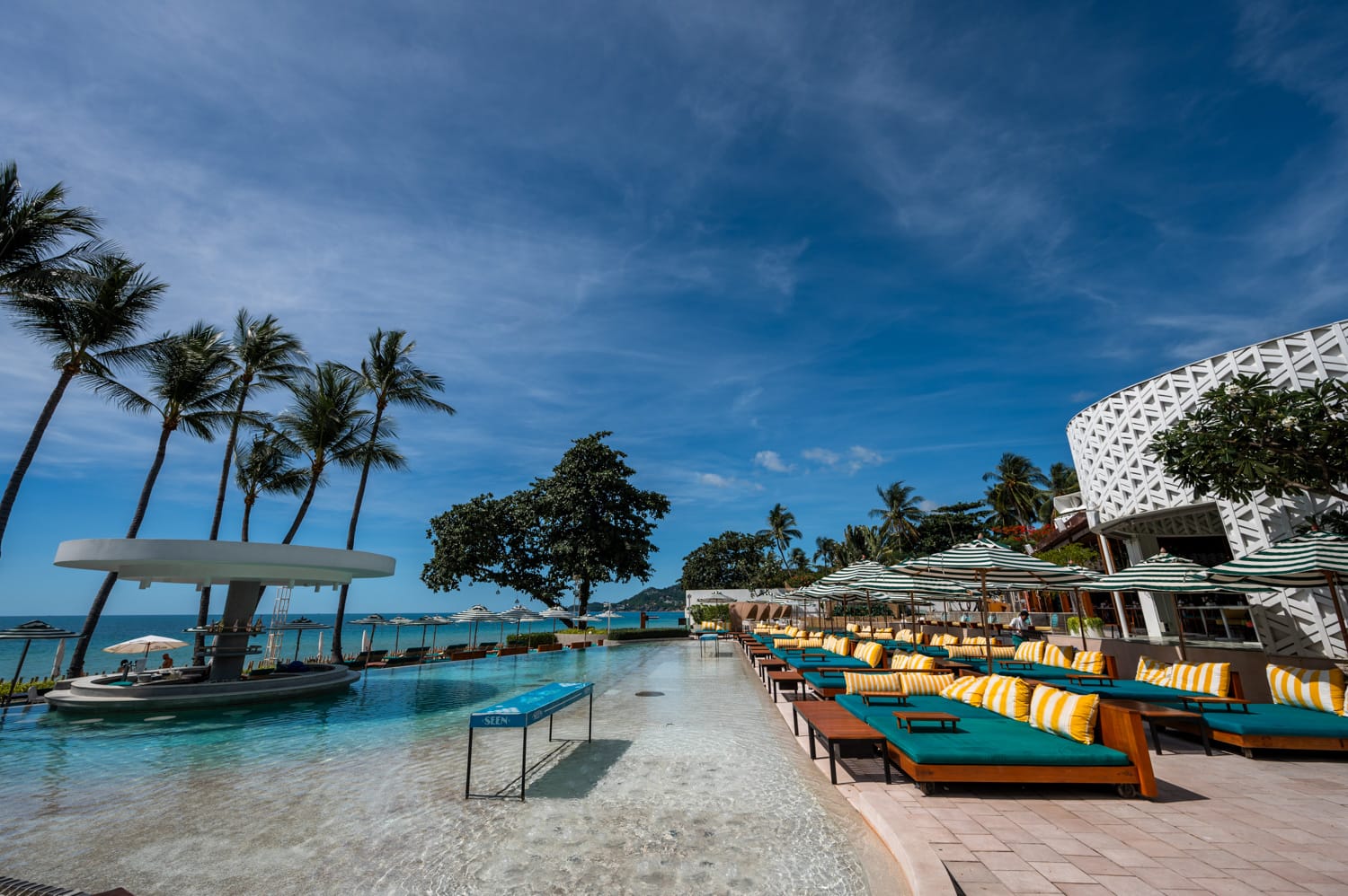 Chaweng Beach (2) Beach Club am zentralen Abschnitt des Chaweng Beach auf Koh Samui