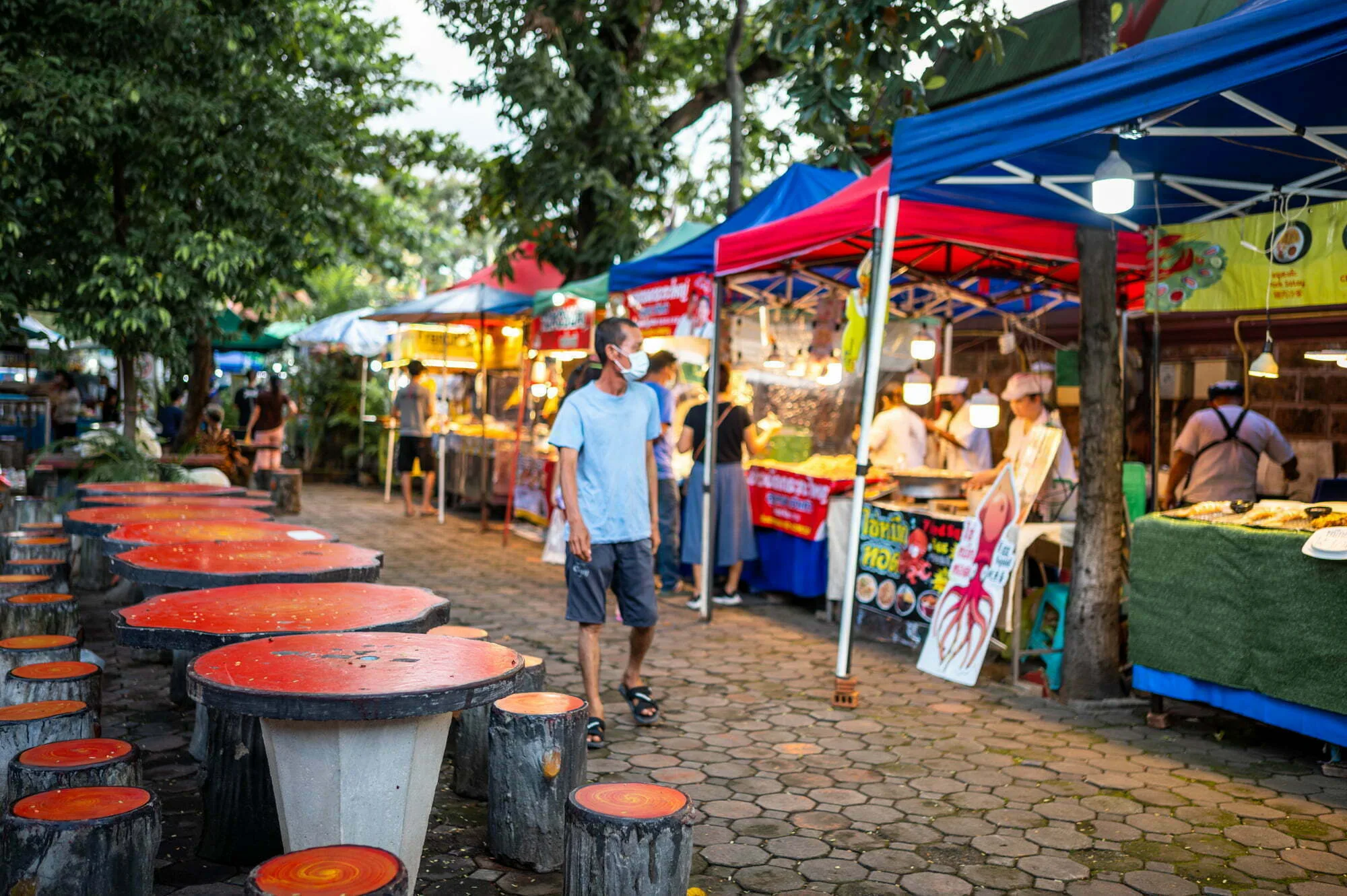 Chiang Mai Walking Street Garküchen Garküchen auf der Sunday Walking Street in Chiang Mai