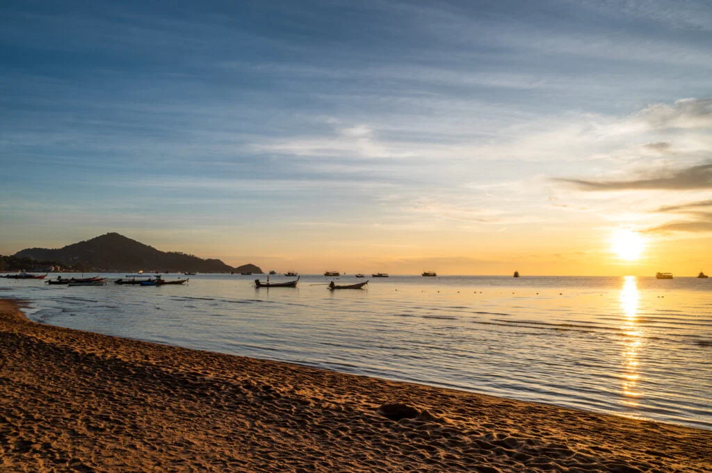 sairee beach koh tao
