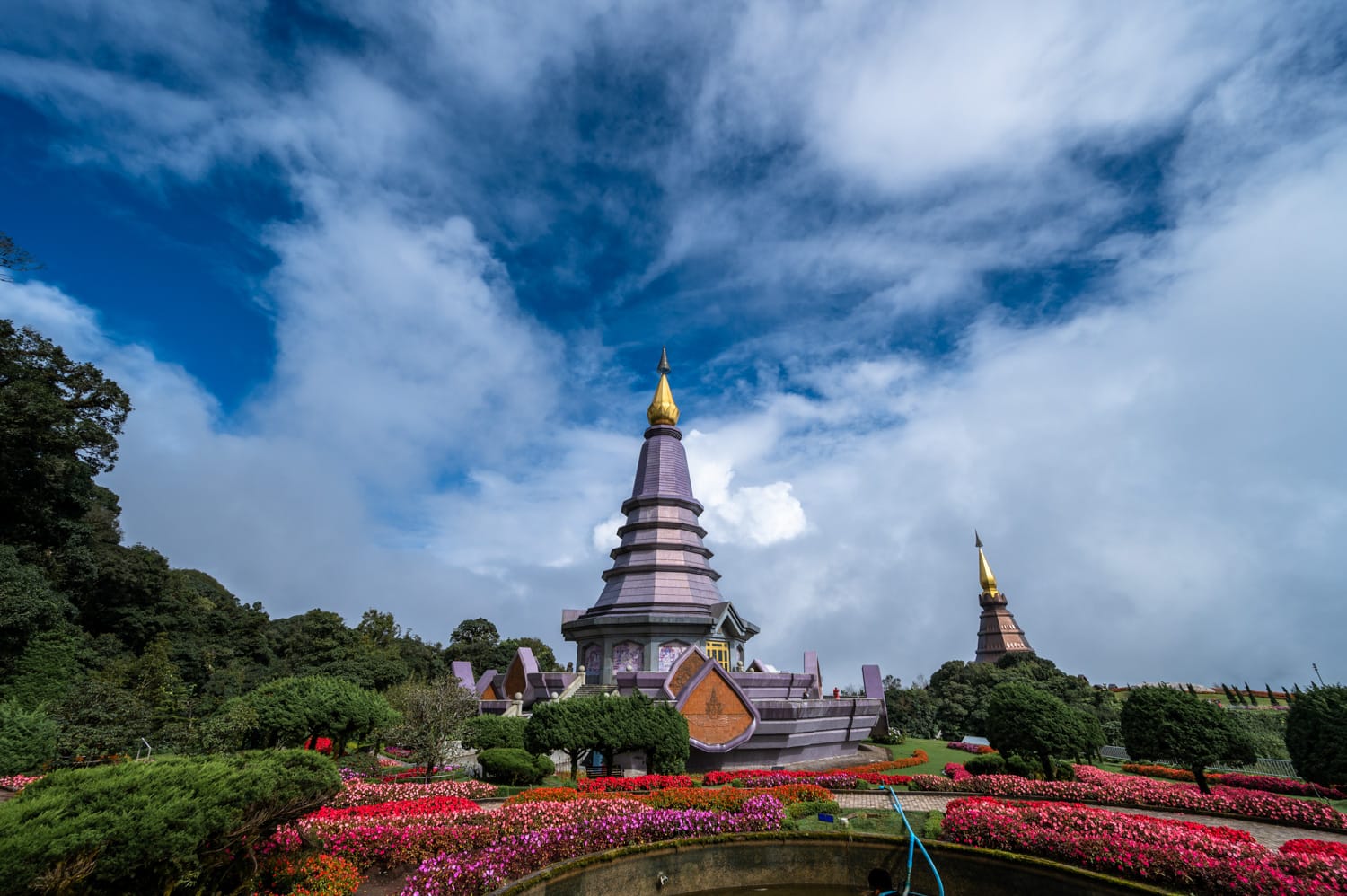 Doi Inthanon Nationalpark (3) Königliche Zwillingspagoden im Doi Inthanon Nationalpark