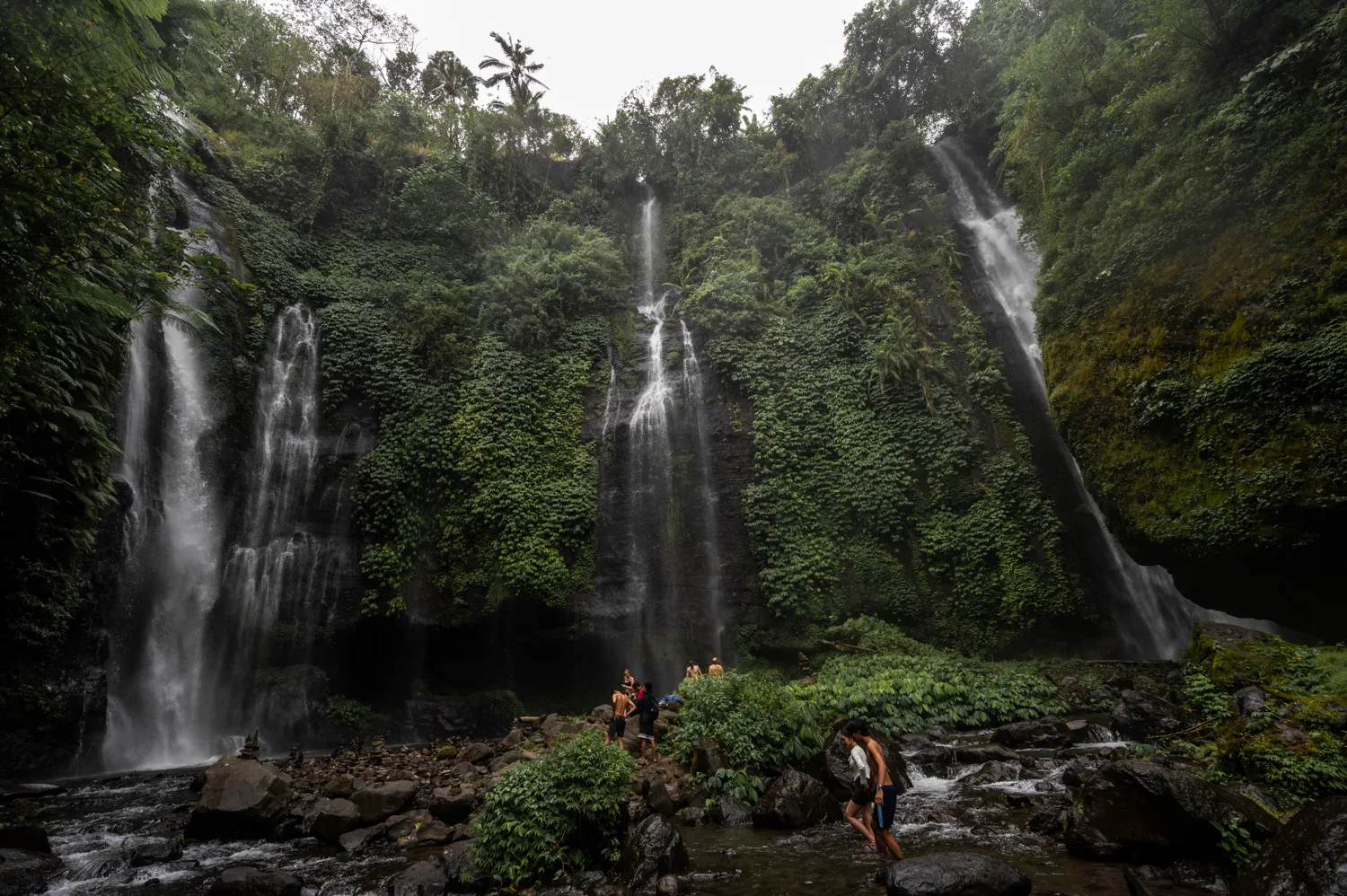 Fiji Waterfall Bali (2) Fiji Wasserfall in Lemukih auf Bali