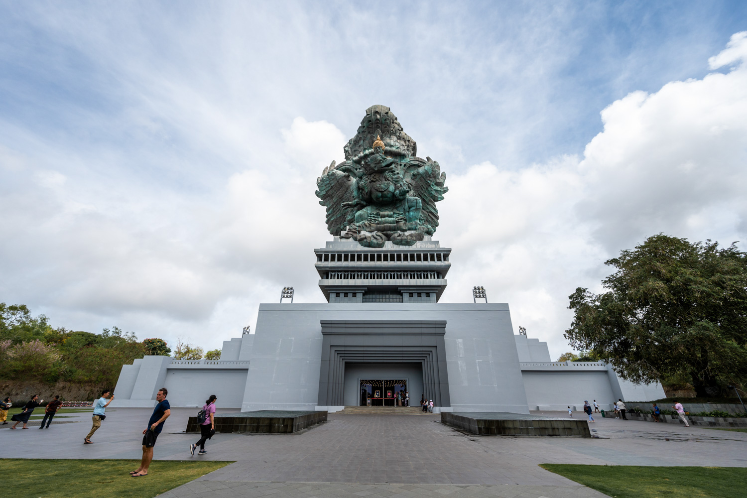 Giant Garuda Uluwatu (1) Garuda Wisnu Kencana Statue