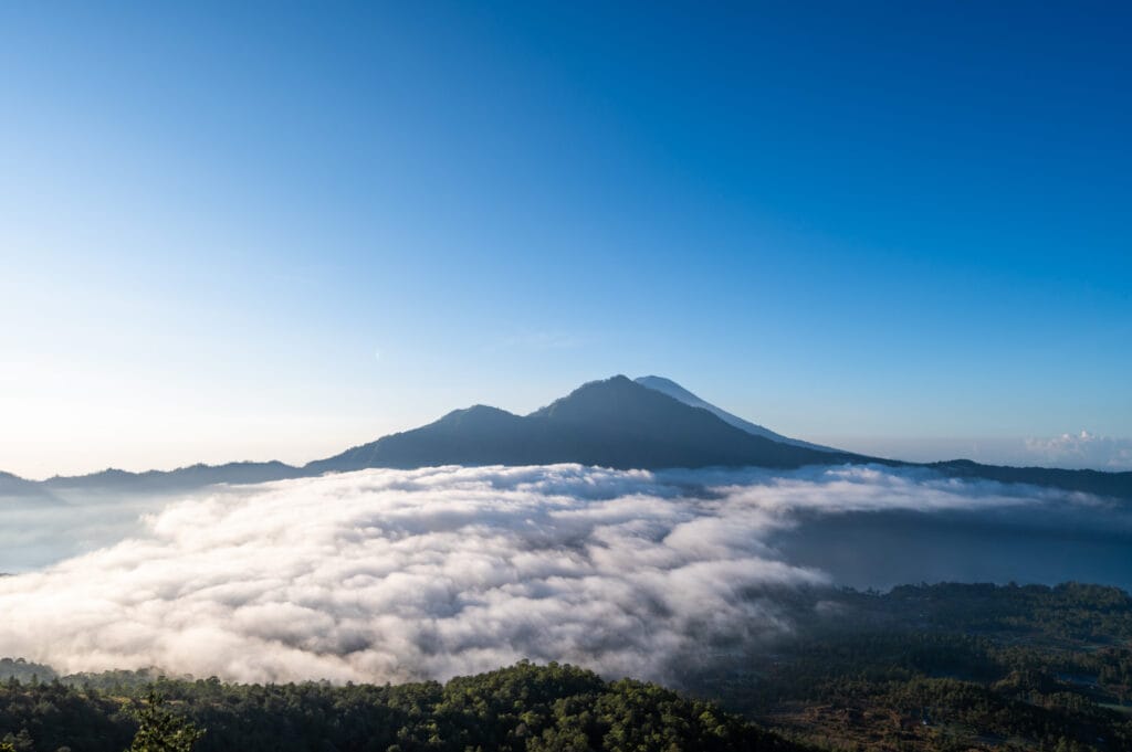 Sea of Fog in der Caldera des Mount Batur