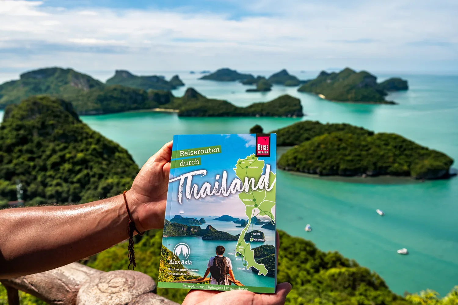 Ausblick auf Insel vom Pha Jun Jaras Viewpoint im Ang Thong Nationalpark