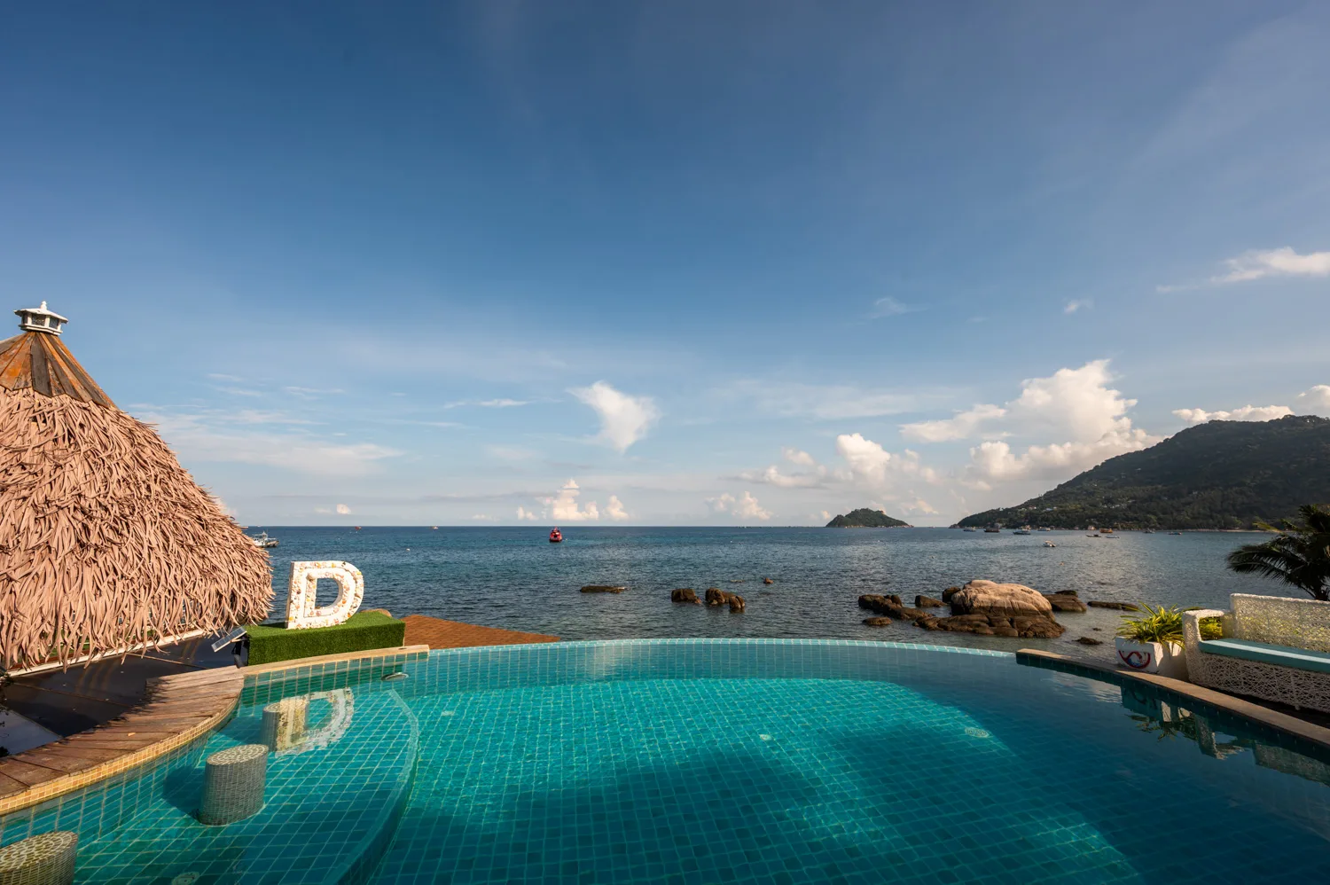 Unser Pool des Hotels DD Hut auf Koh Tao