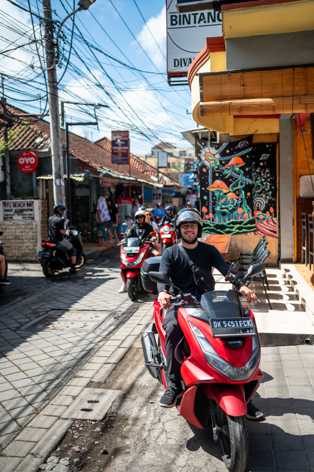 Kuta Bali (7) Ich auf meinem Roller in Kuta auf Bali
