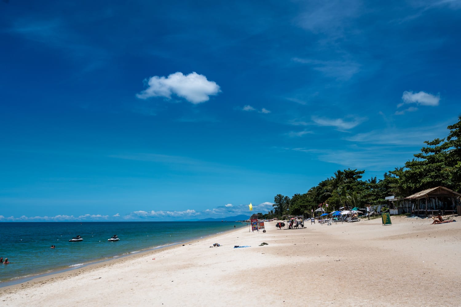 Lamai Beach (2) Touristen baden am breiten südlichen Abschnitt des Lamai Beach auf Koh Samui