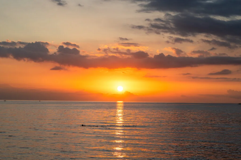 Sonnenuntergang am Lovina Beach auf Bali