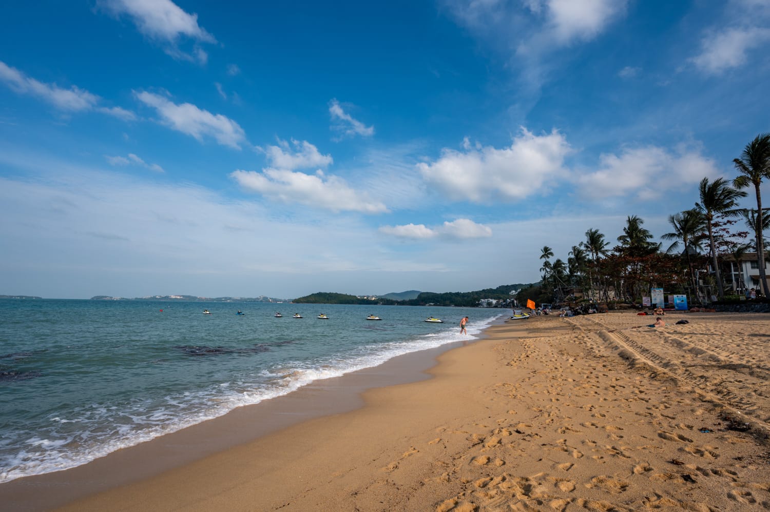 Mae Nam Beach Süden Wenige Touristen am südlichen Abschnitt des Mae Nam Beach auf Koh Samui