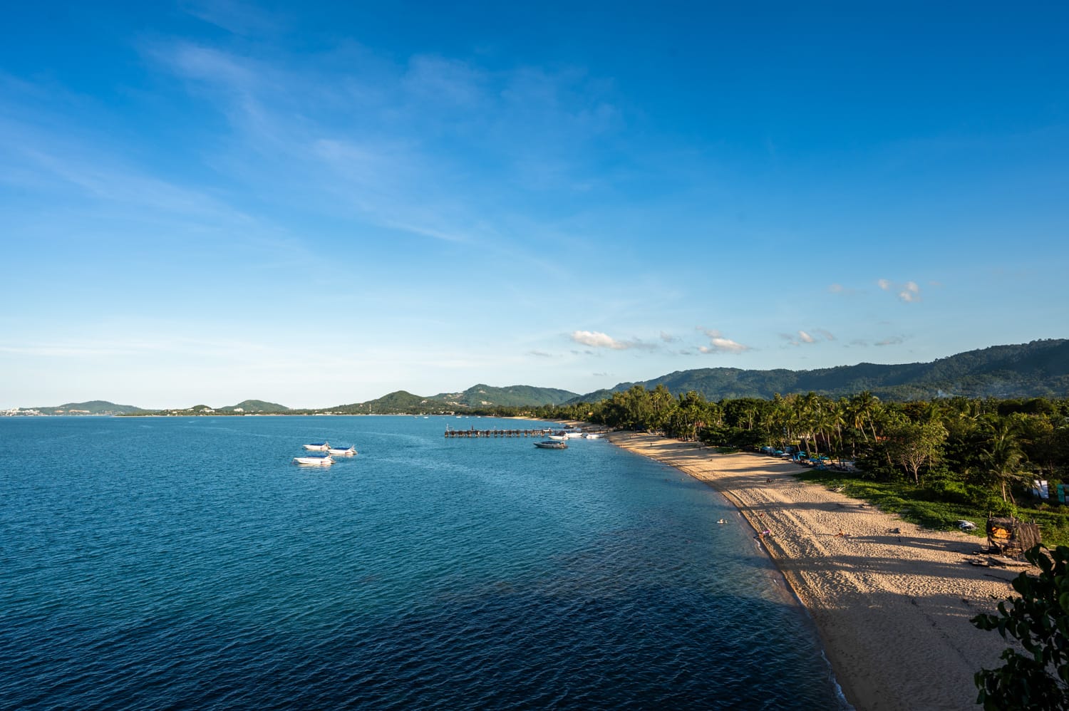 Mae Nam Viewpoint Ausblick vom Mae Nam Viewpoint auf den Mae Nam Beach und den Pralarn Pier