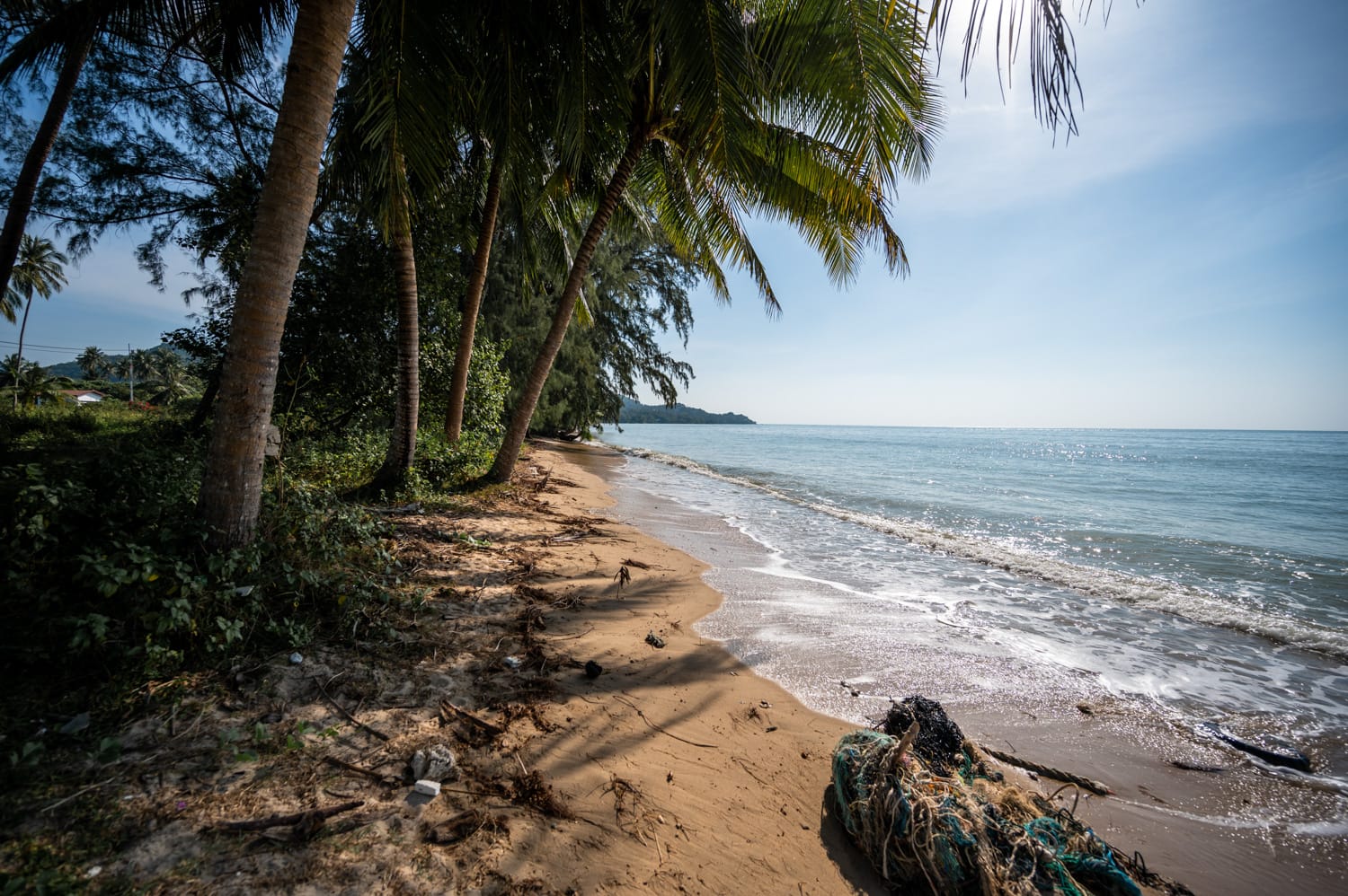 Natien Beach (1) Natien Beach auf Koh Samui wird bei Flut überschwemmt