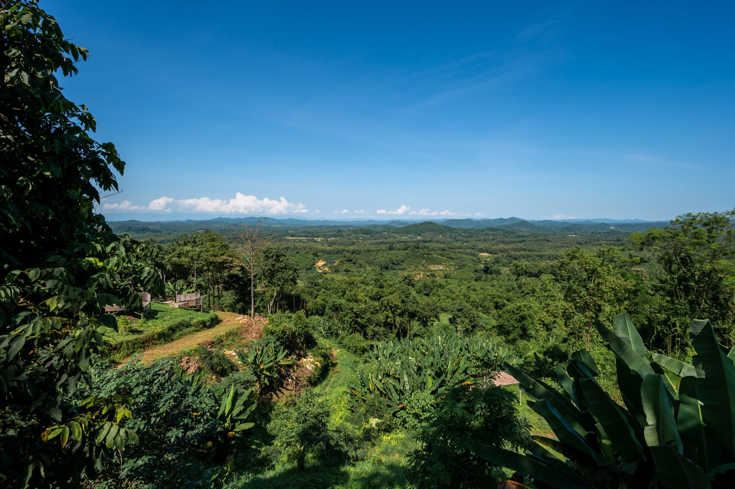 Phrae Thailand (1) Grüne Landschaft in der Provinz Phrae