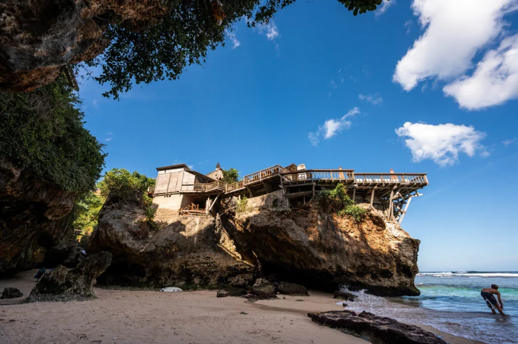 Klippen am Uluwatu Beach