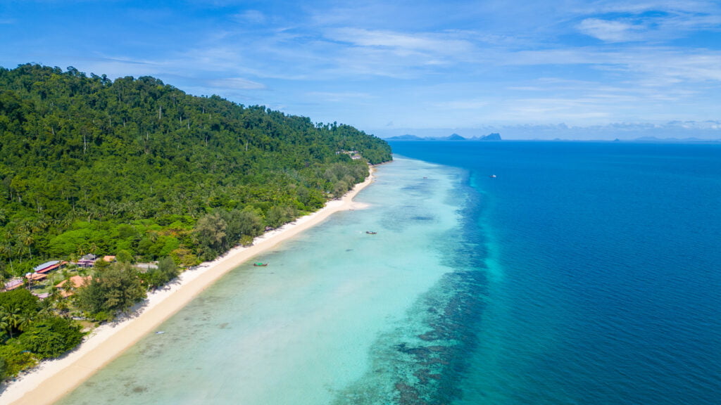 koh ngai strand