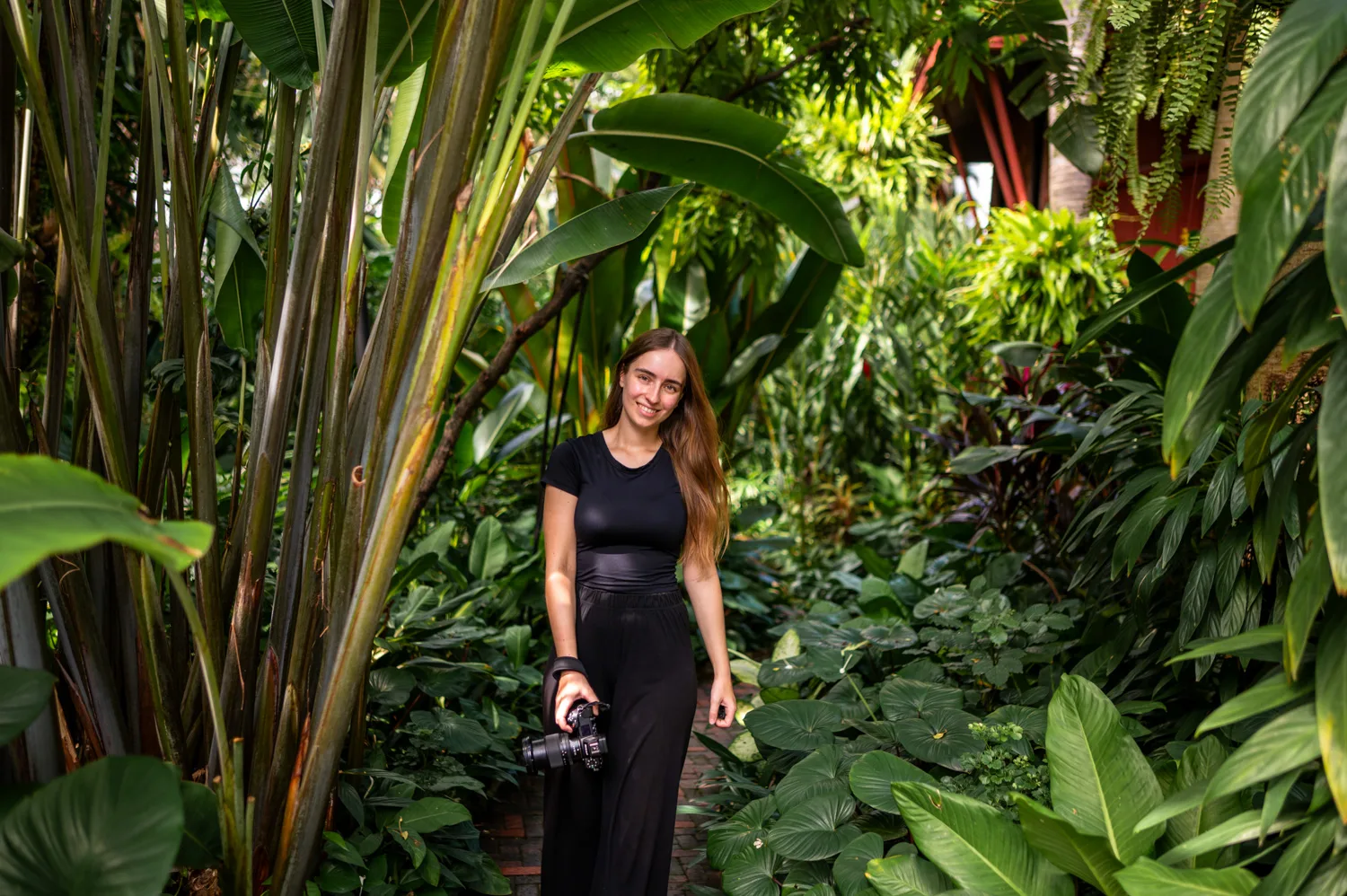 jim thompson house vanessa Vanessa Mosch im Jim Thompson House in Bangkok