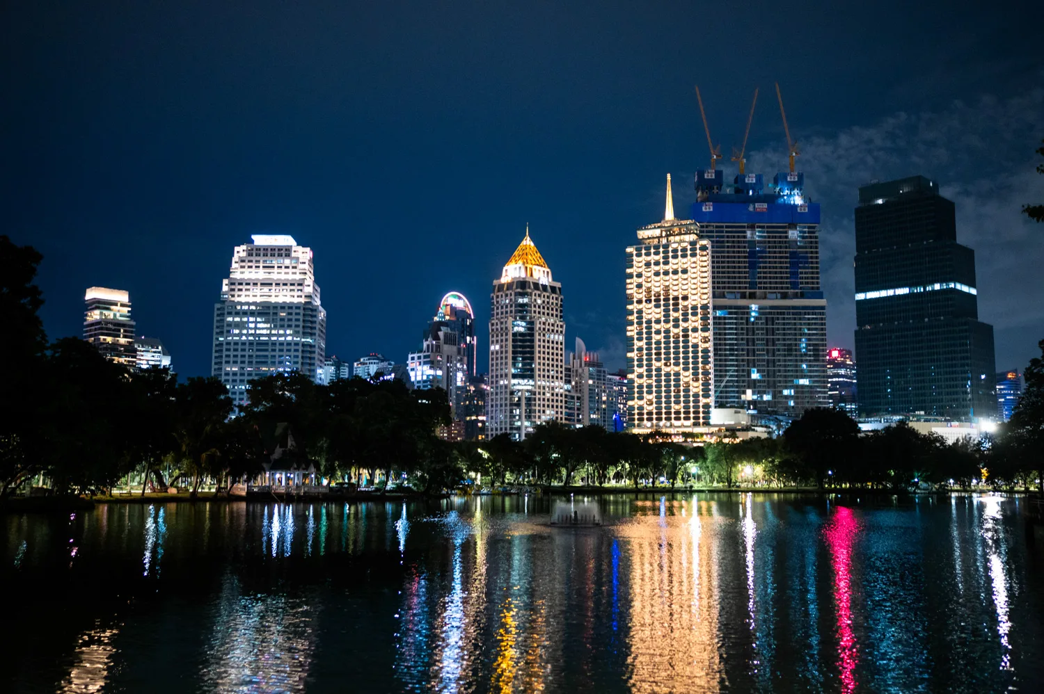 lumphini park nacht Lumphini Park in der Nacht