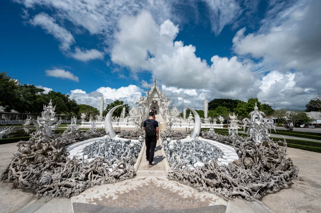alex im wat rong khun white temple in chiang rai