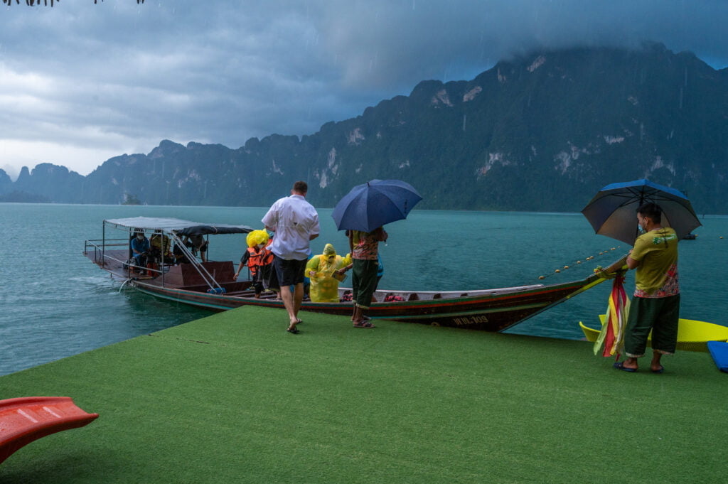 sturm auf dem cheow lan lake bootstour