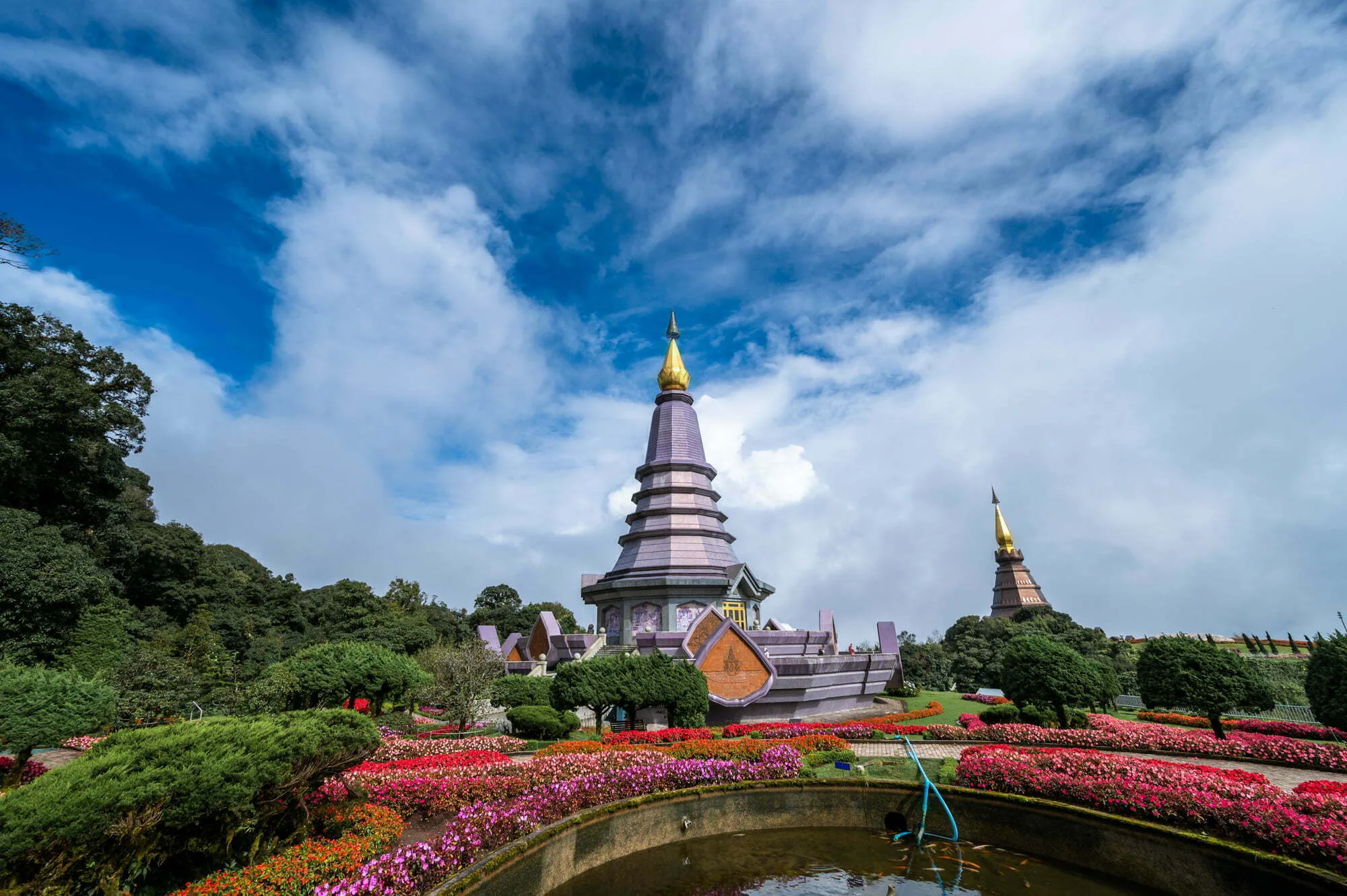Chiang Mai Ausflug Doi Inthanon Zwillingspagoden Königliche Zwillingspagoden im Doi Inthanon Nationalpark bei Chiang Mai