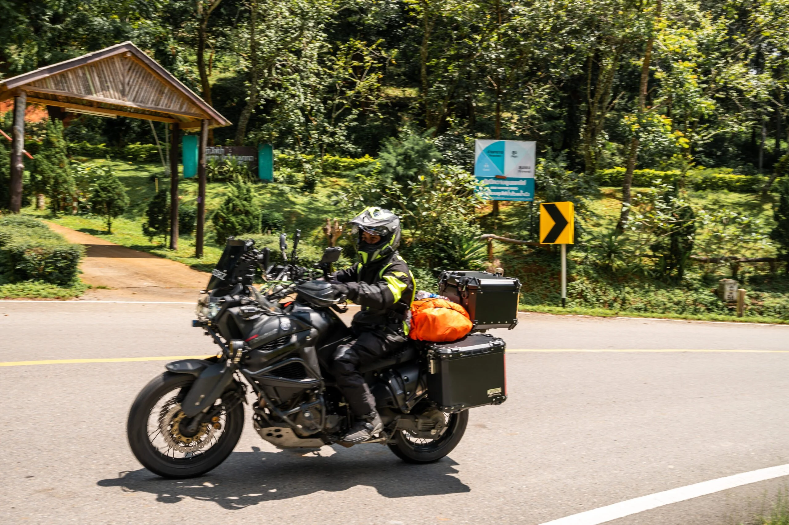 Motorradfahrer auf dem Mae Hong Son Loop