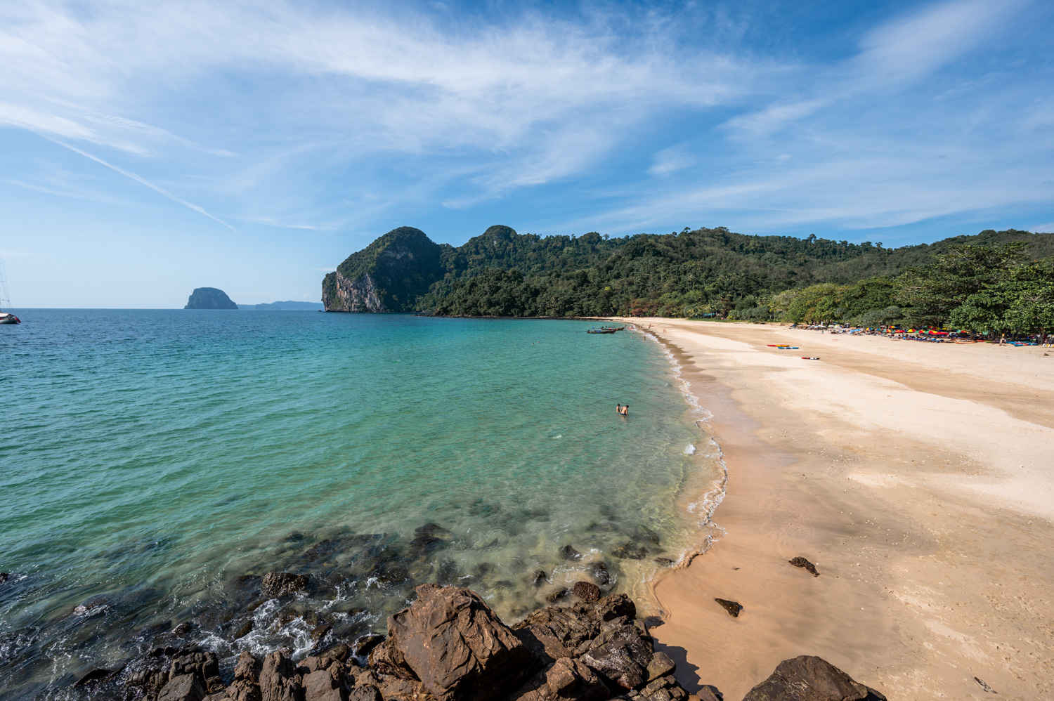 koh mook hotels (12) Ausblick von den KoYao Bungalows über den Charlie Beach