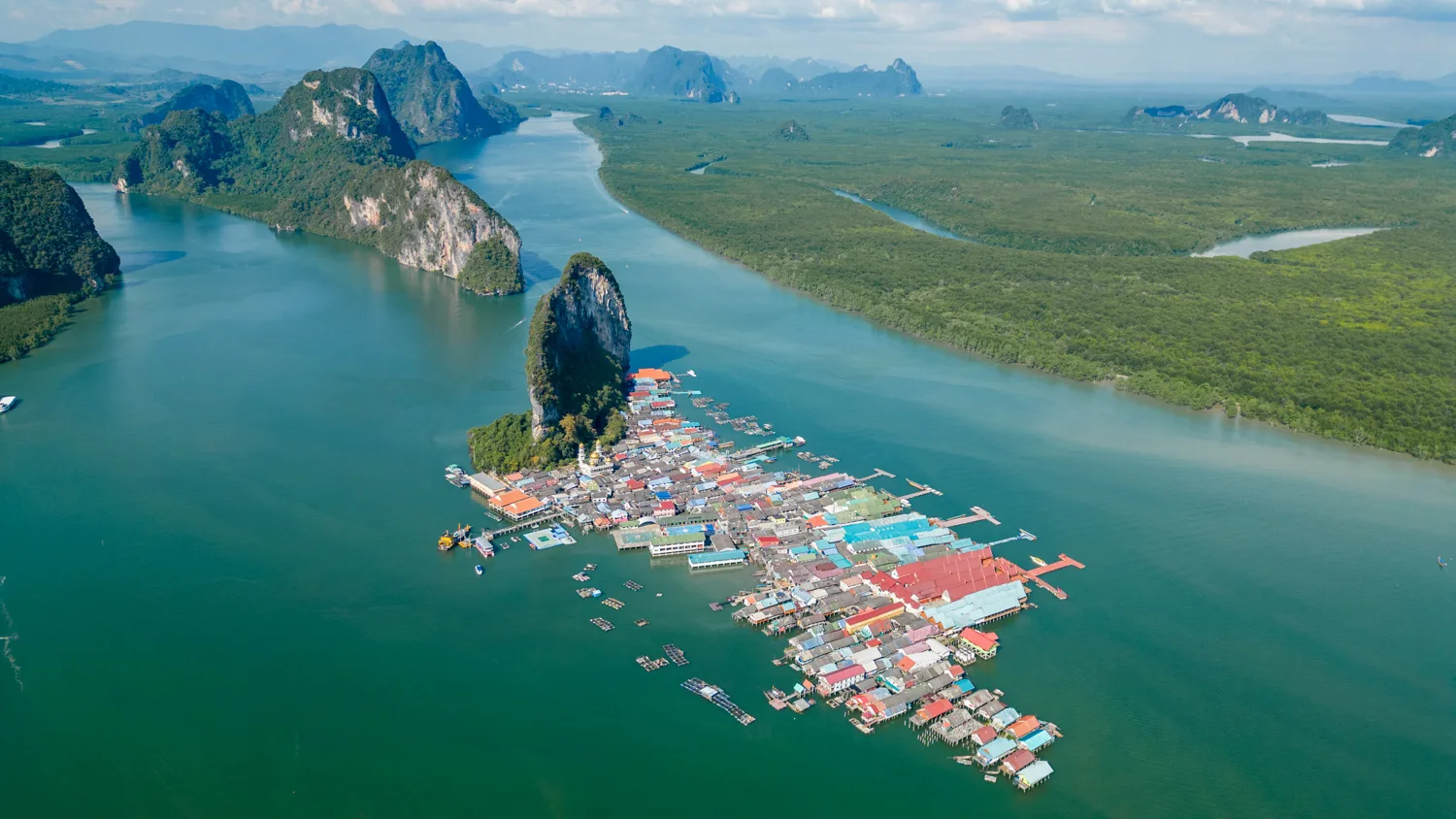 Fischerdorf Koh Panyee in der Phang Nga Bay