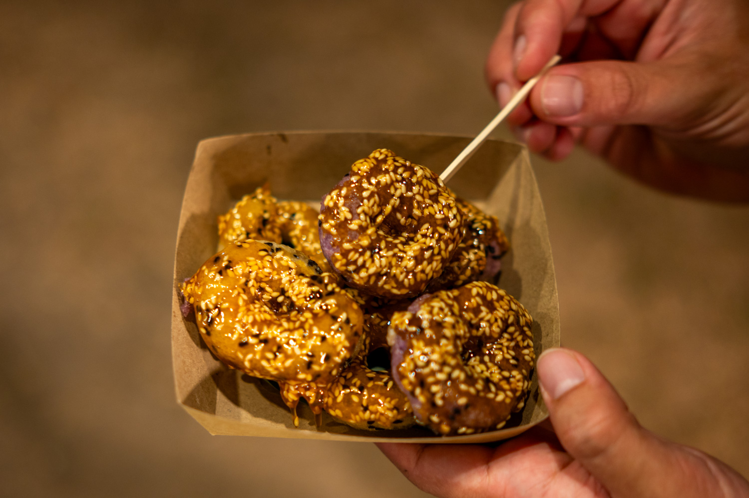nachtmarkt sukhothai Donuts im Sukhothai-Stil