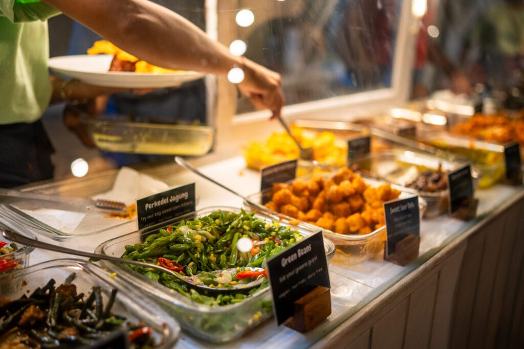 Nasi Campur Buffet im Darpur Kecil