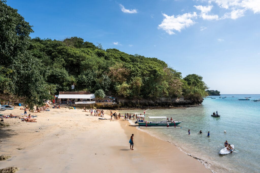 Ausblick auf den kleinen Coconut Beach