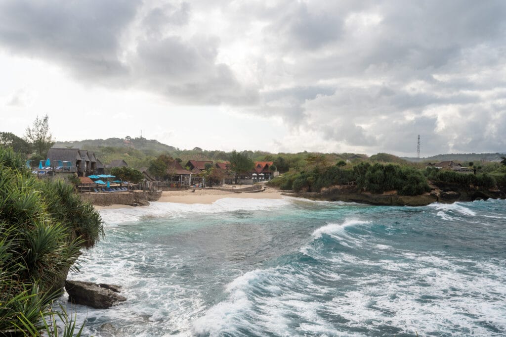 Gefährliche Wellen am Dream Beach