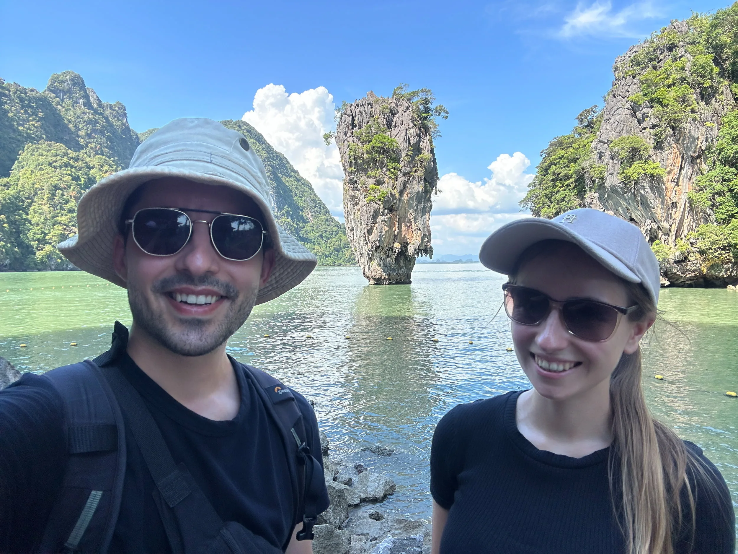 phang nga bucht (2) Wir beide auf James Bond Island