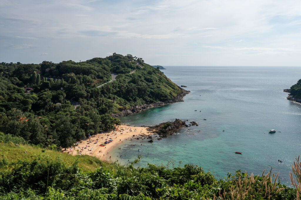 Ausblick auf den Ya Nui Beach am Windmill Viewpoint