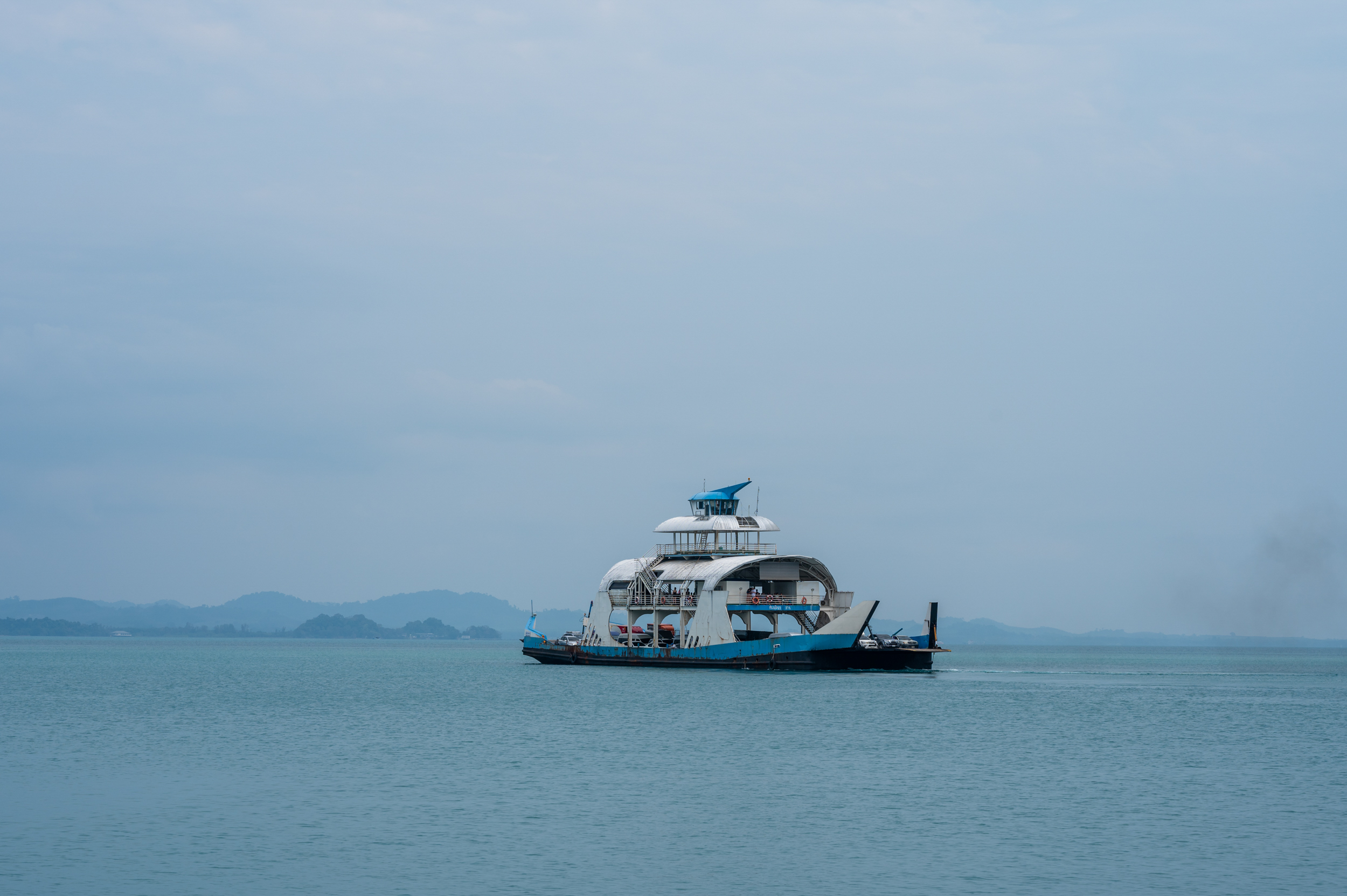 regenzeit thailand (10) Fähre nach Koh Chang bei starkem Regen