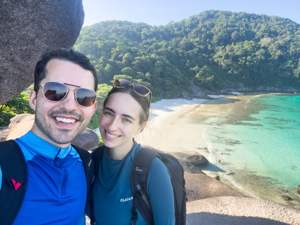 Wir beide am Sail Rock auf Koh Similan