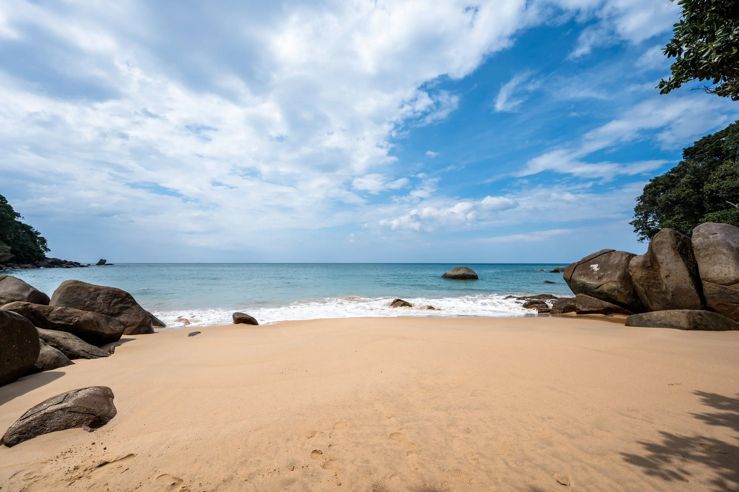 small sandy beach khao lak (1) khao lak strände