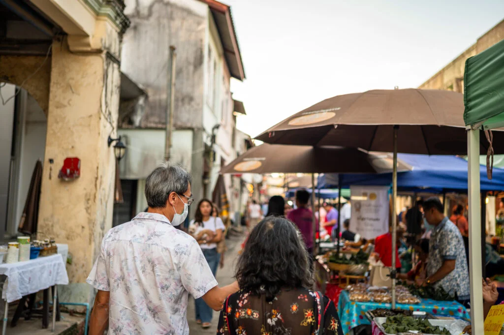 Spaziergang entlang der Walking Street